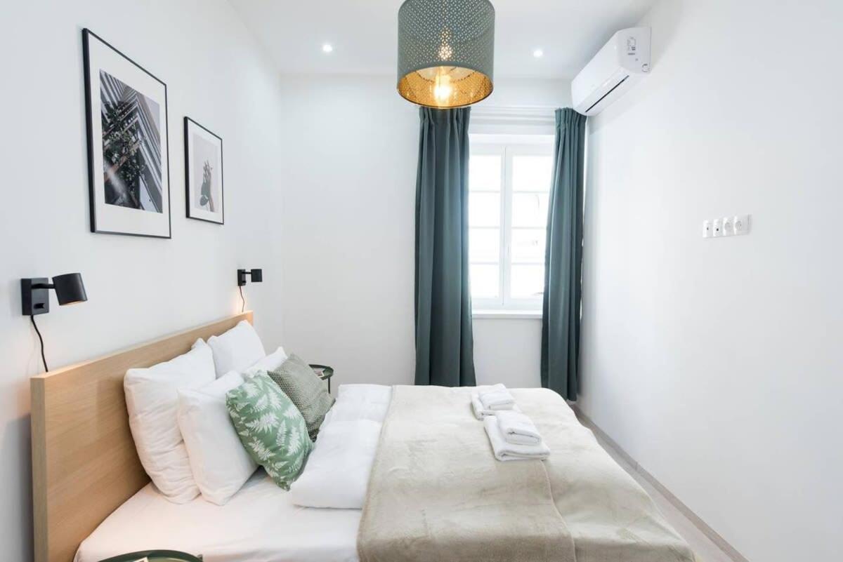Trendy Central Apartment At Castle Budapesta Exterior foto