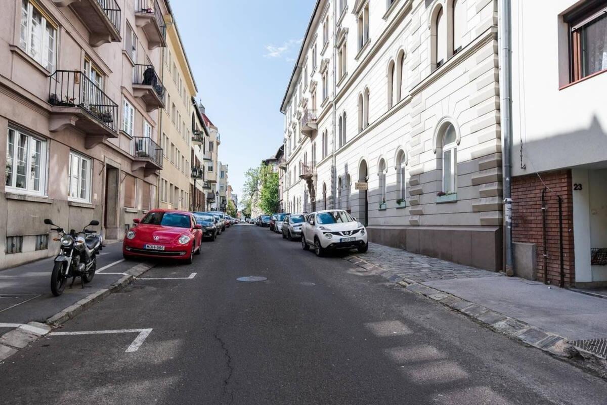Trendy Central Apartment At Castle Budapesta Exterior foto