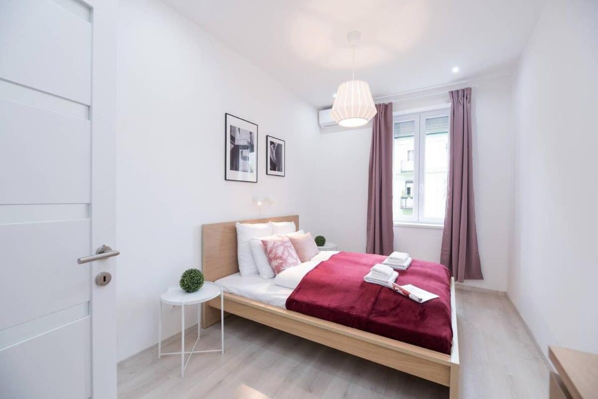 Trendy Central Apartment At Castle Budapesta Exterior foto
